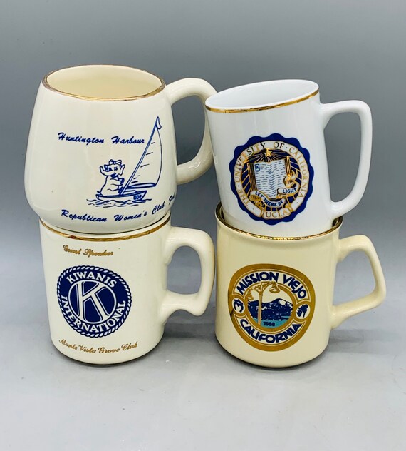 Kitchen & Dining Mismatched Set of 4 Vintage Engraved Souvenir Coffee