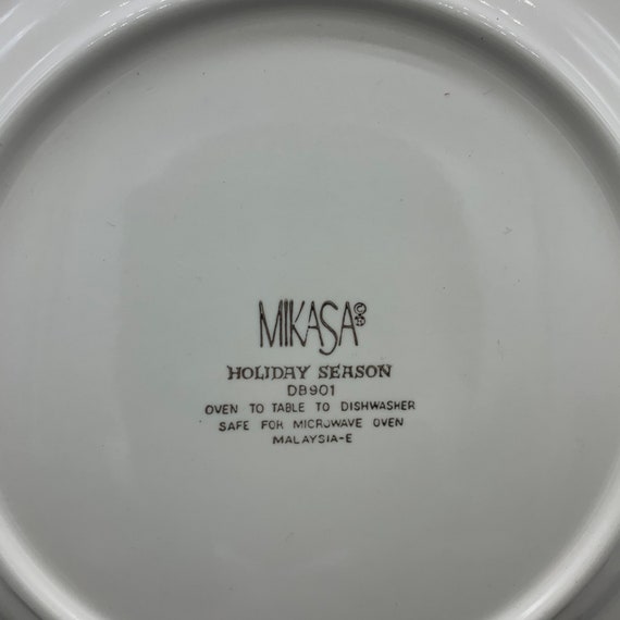 Mikasa Holiday Season Stoneware Dinner Plates Sold Individually Dining & Serving Kitchen