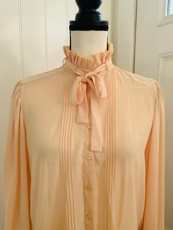 Campus Casuals Beige Button Down 1980’s Blouse