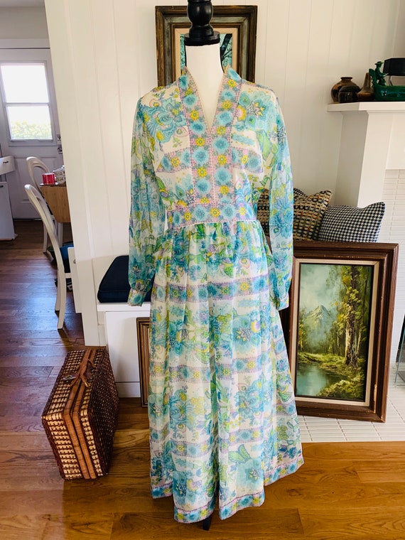 Vintage 1950’s Blue Floral Dress With Nylon Topco… - image 1