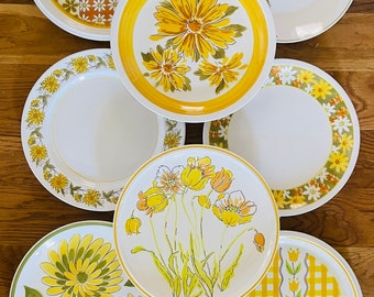 Pick Your Own Plates Mismatched Set of Vintage Floral Dinner Plates- Plates Sold Individually