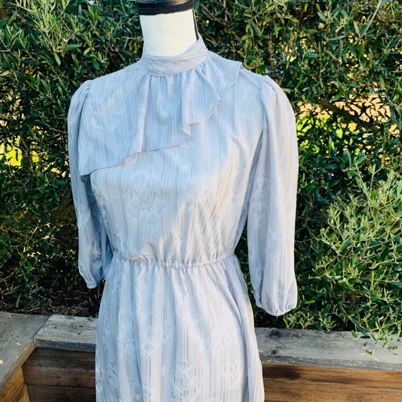 Vintage 1980’s Gray 3/4 Sleeved Dress - image 2