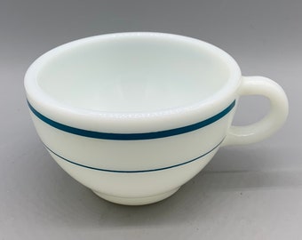Vintage Pyrex Blue Band PYR7 Restaurant Tableware By Corning Vintage Pyrex Blue Band PYR7 Restaurant Tableware By Corning