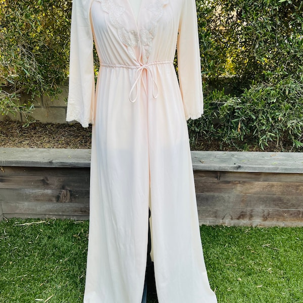 Vanity Fair Vintage Nylon Robe