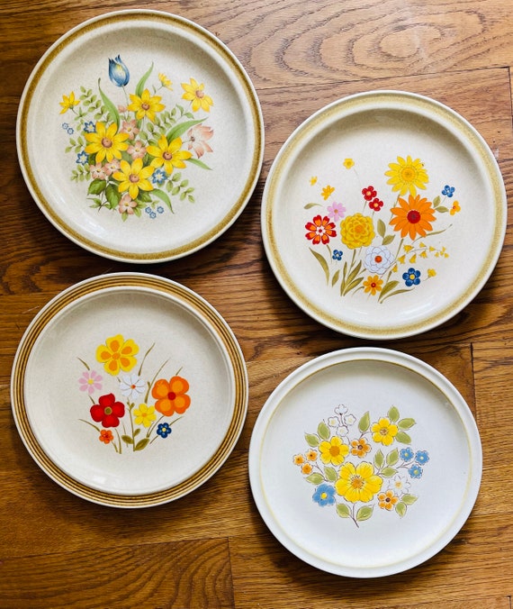 Vintage floral shop dinner plates