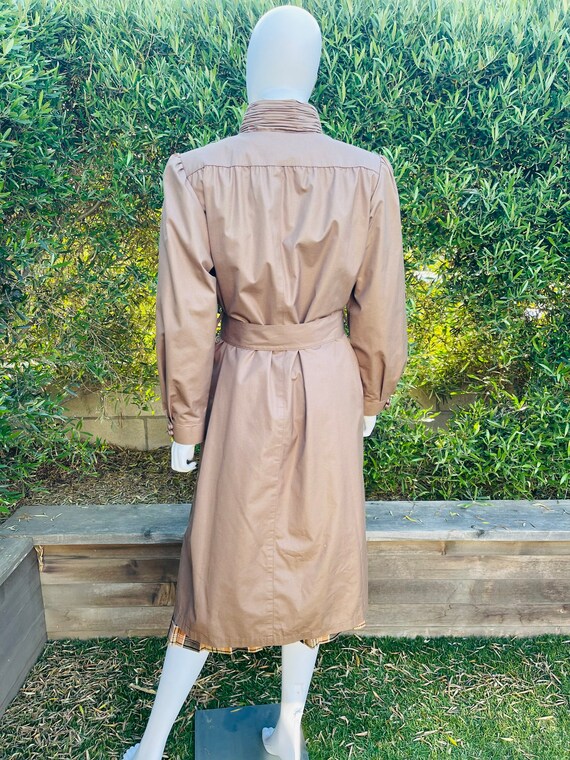 1970’s London Fog Maincoat With Attached Insert - image 10