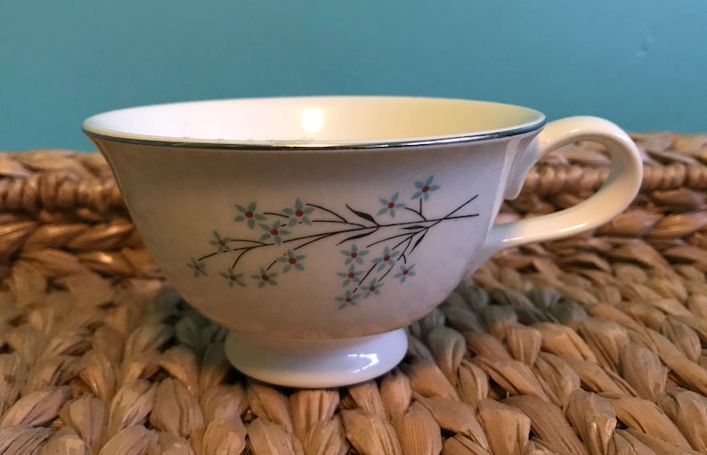 Sears\u2019 Harmony House Dinnerware Pieces In Crestwood Design 1960\u2019s Floral Serving Bowl