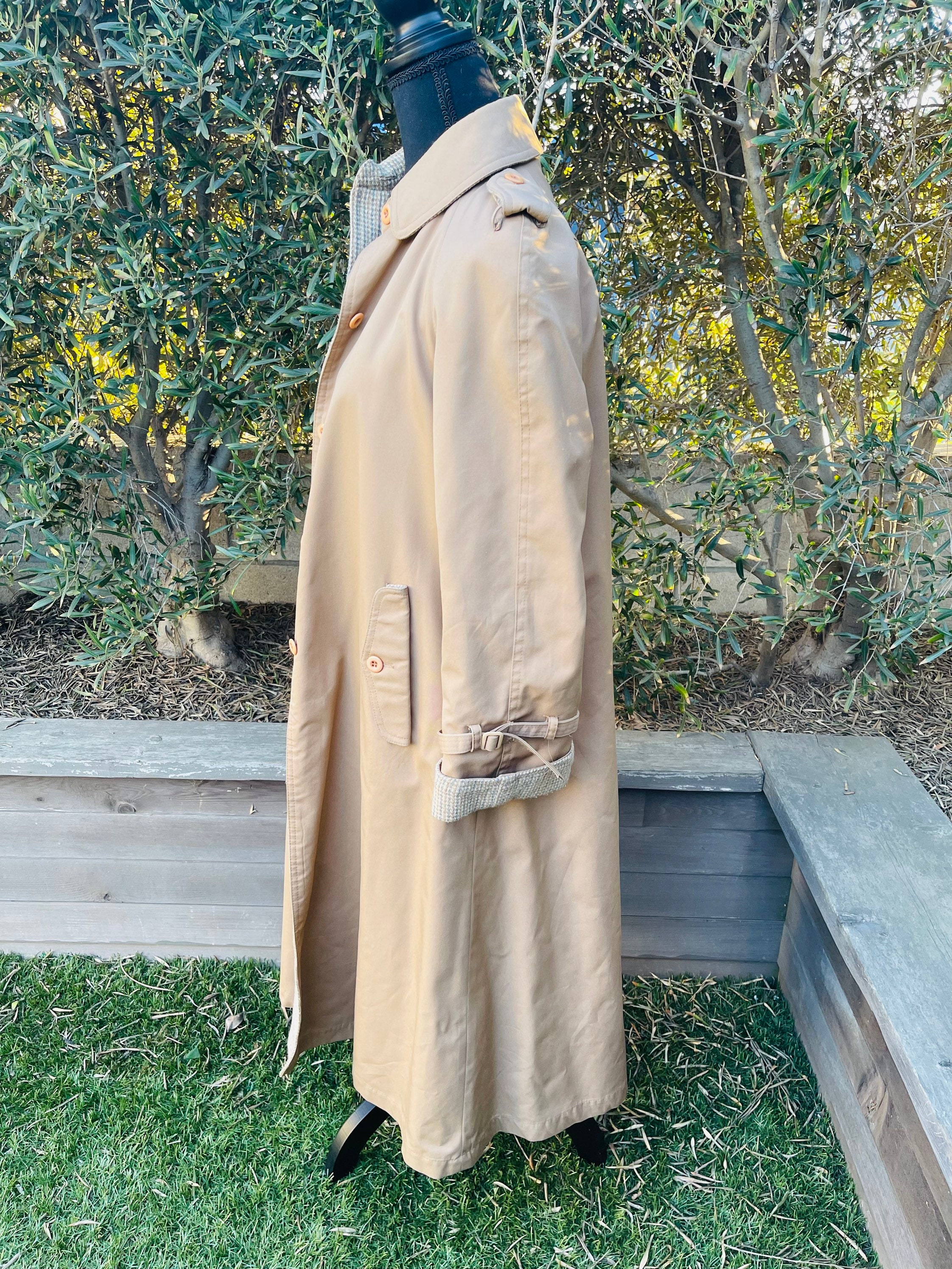 VegavintageFinds Vintage Reversible Trench Coat/ Raincoat