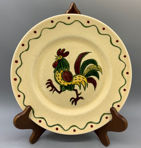 Vintage top rooster dishes