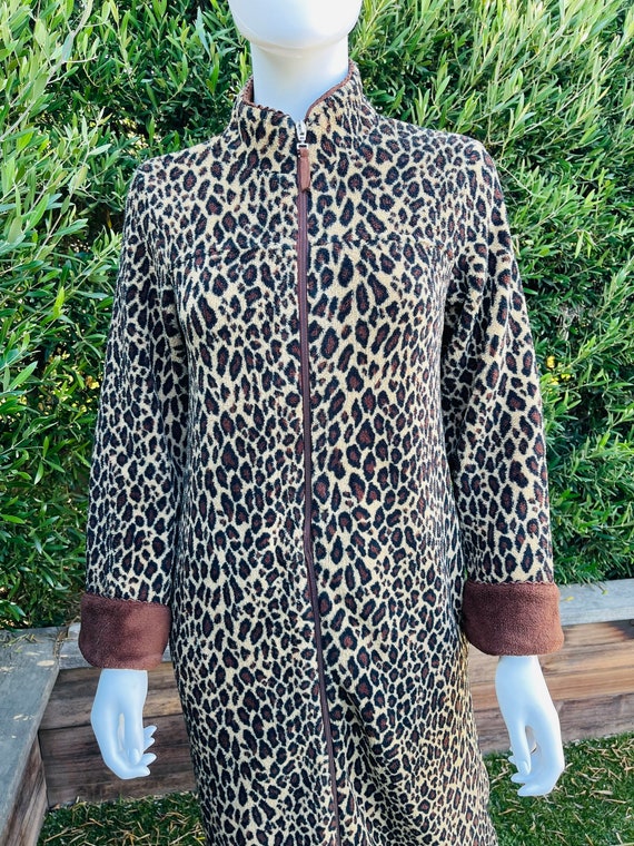 Oscar De La Renta Cheetah Zip Up Robe - image 9