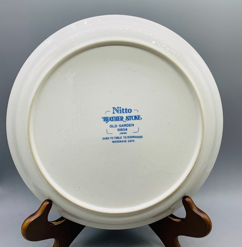 Set of 4 Mismatched Floral 1970\u2019s Floral Stoneware Dinner Plates