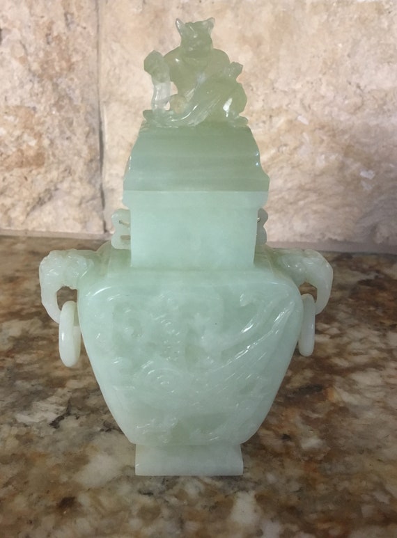 10/" China Old White Jade hand Carved vase lotus 4 face Guanyin statue