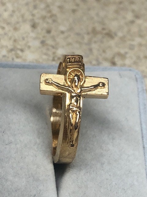 14k gold crucifix ring deals