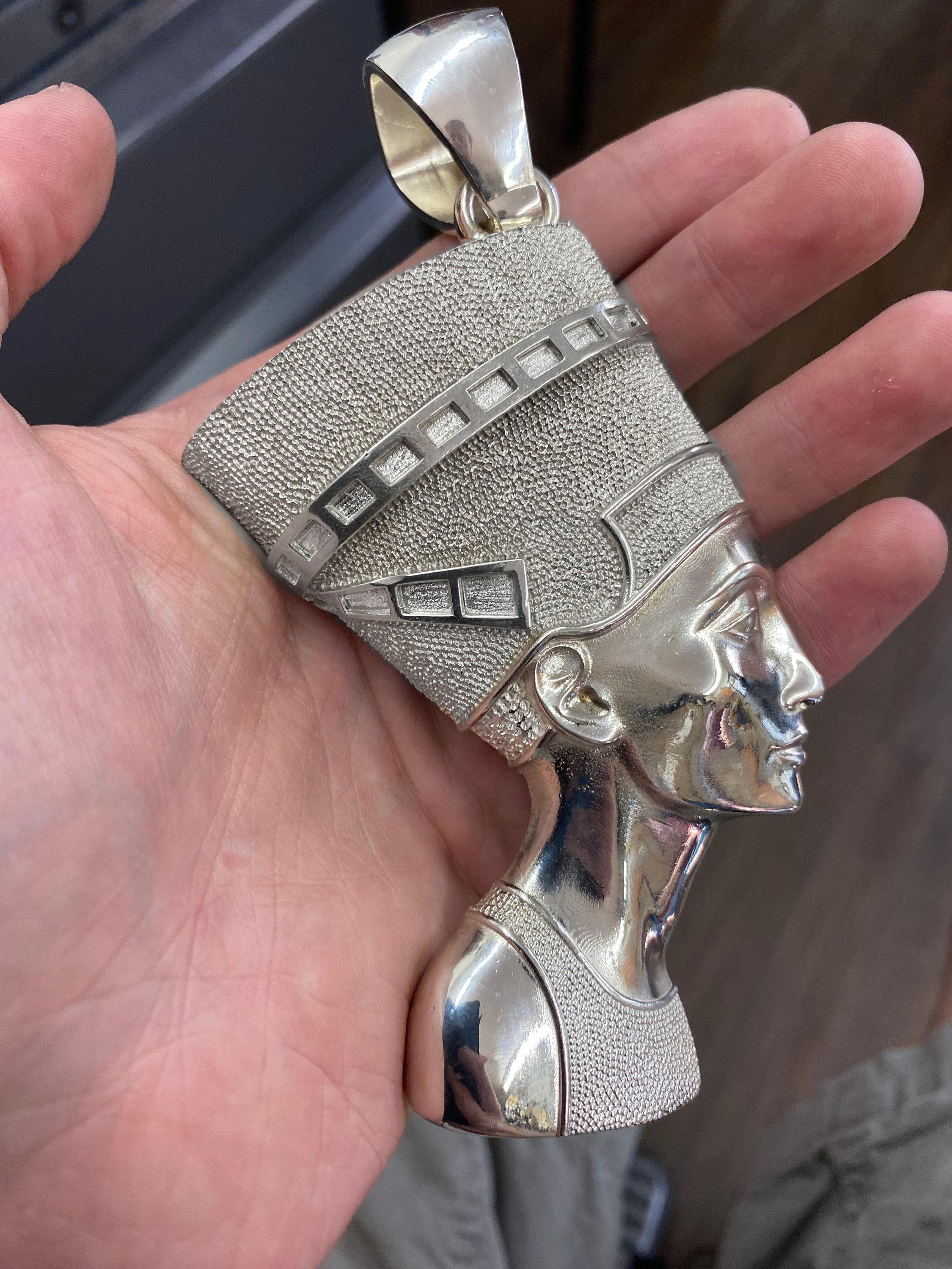 Sterling silver nefertiti pendant deals