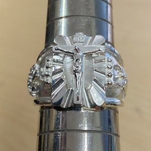Anillo Cruz Crucifijo Macizo Sagrado Corazón de Jesús Espíritu Santo Plata de Ley 925 20-25 grs