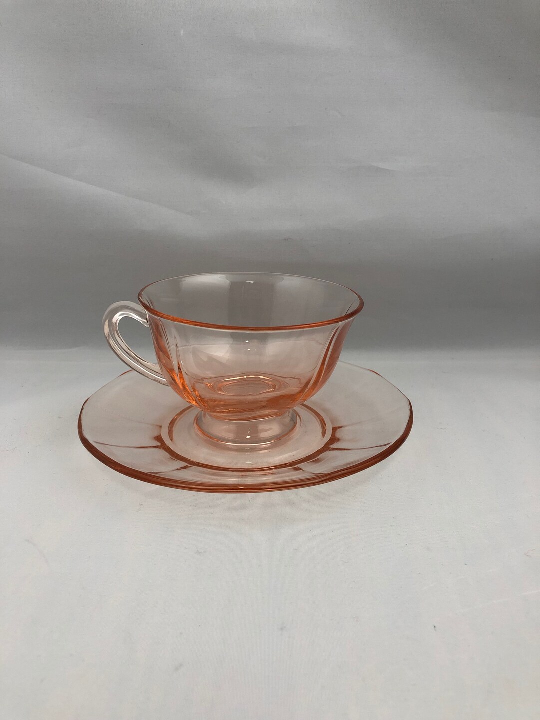 Set of 8 Pink Depression Glass Tea/coffee Cups & Saucers Argonne Hall