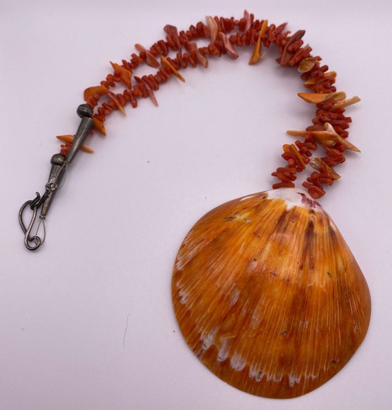 Vintage spiny cheap oyster necklace