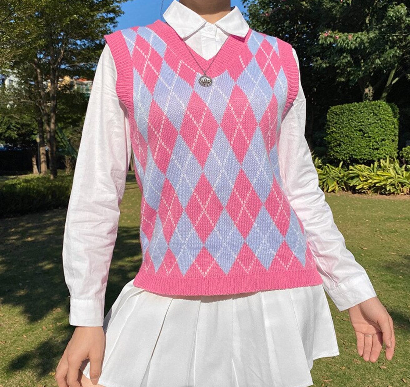 brandy melville pink argyle sweater