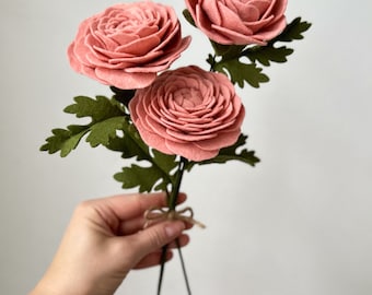 Bouquet di ranuncoli, fiori di feltro