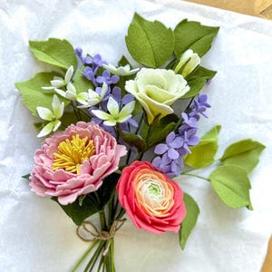 Spring bouquet, felt flowers
