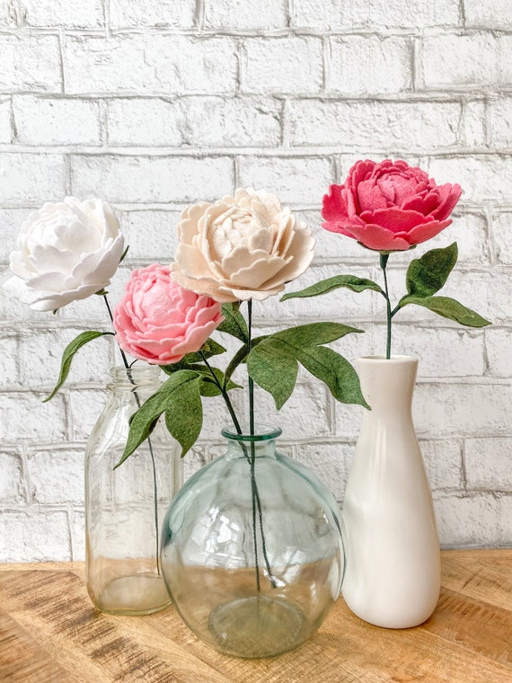 Peony, single stem, felt flower
