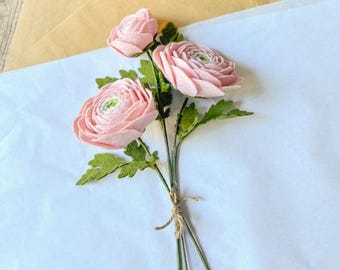 Bouquet di ranuncoli, fiori di feltro
