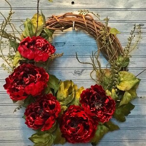 Wreath with peony, Peony wreath, cabbage roses wreath, red, front door, simple minimalist