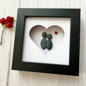 Romantic couples gift, Valentines gift for her Pebble Art Picture of Couple Holding Red Heart Balloon Engagement Birthday & Anniversary Gift
