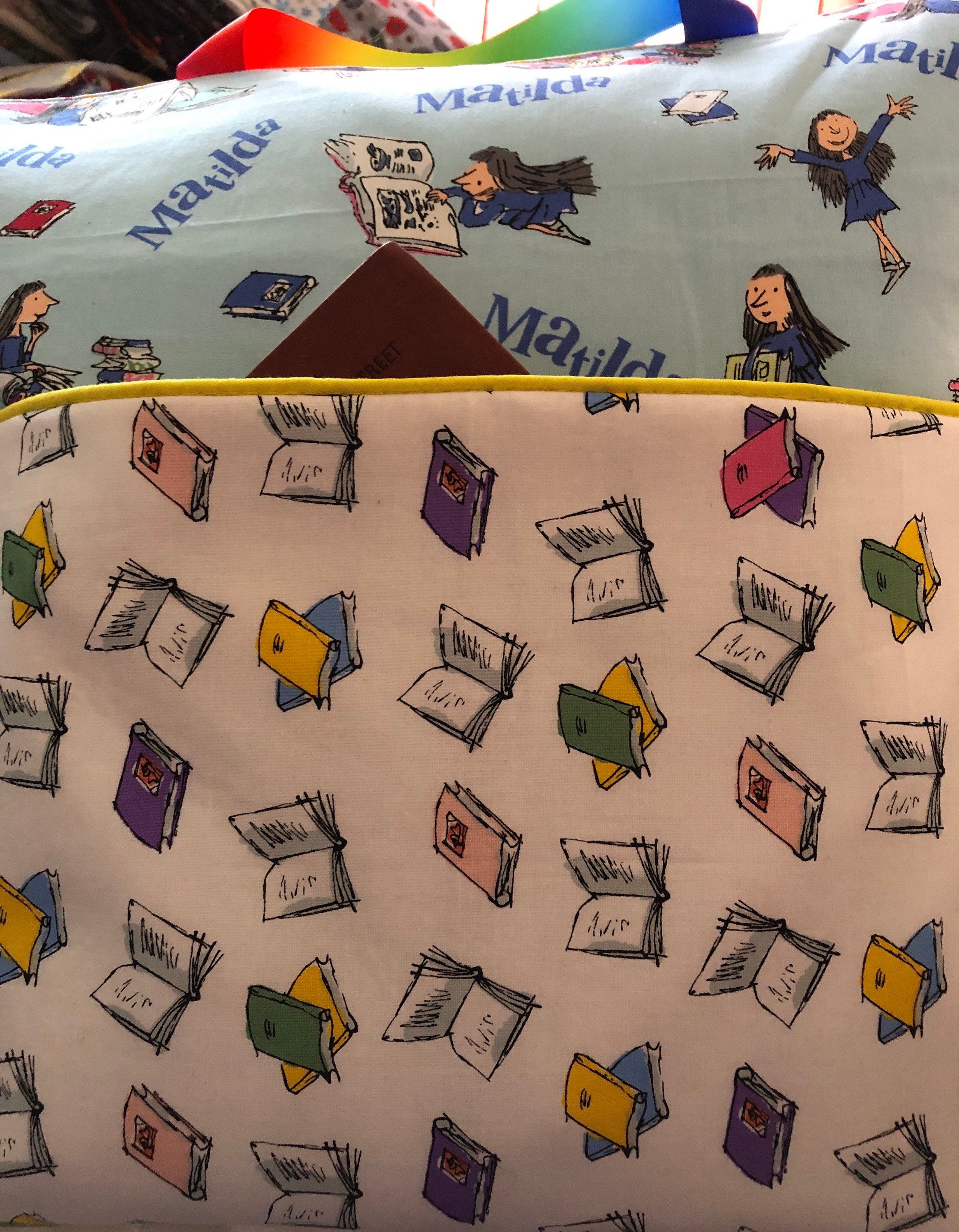 Matilda pocket pillow