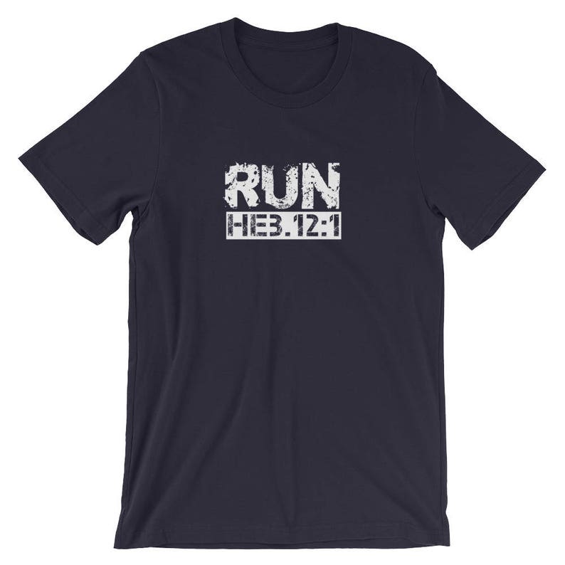 Camisa de 1/cristiana Hebreos 12 para hombres y cristiana gráfico regalo de T-Shirt/cristiano/Bautismo regalo/Biblia verso t camisas de fe camiseta regalo para el corredor imagen 4