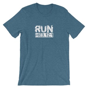 Camisa de 1/cristiana Hebreos 12 para hombres y cristiana gráfico regalo de T-Shirt/cristiano/Bautismo regalo/Biblia verso t camisas de fe camiseta regalo para el corredor imagen 9