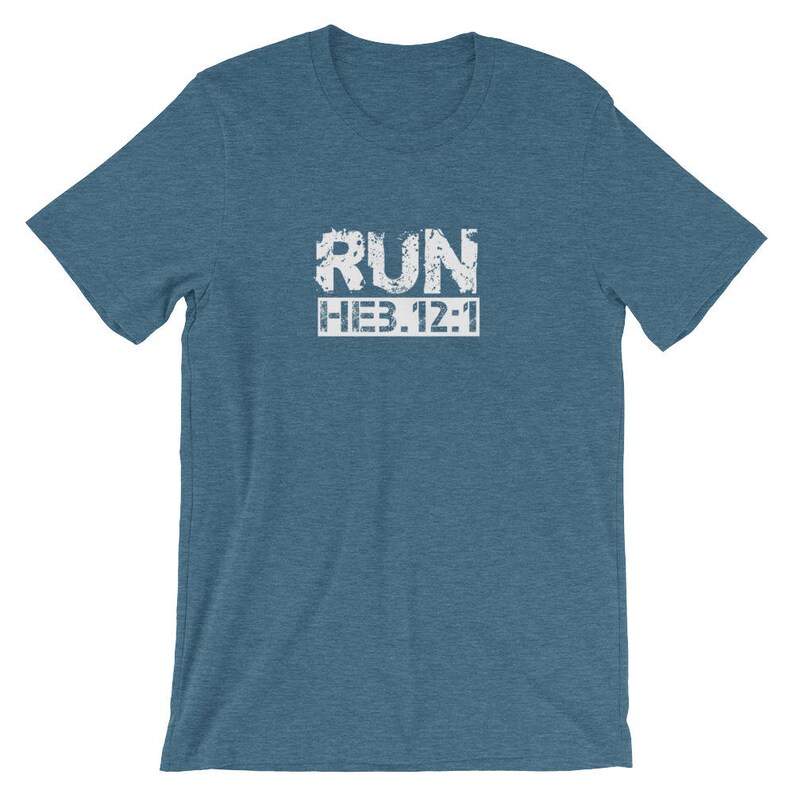 Camisa de 1/cristiana Hebreos 12 para hombres y cristiana gráfico regalo de T-Shirt/cristiano/Bautismo regalo/Biblia verso t camisas de fe camiseta regalo para el corredor imagen 9