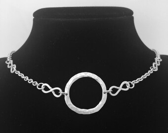 O Ring 925 Choker Collar Necklace W Hand Crafted Infinity Chain Links In The Unique Chain Design In Sterling Silver, Hand-Hammered O Ring