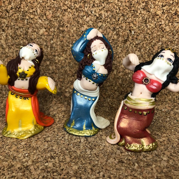 santons danseuses, danseuses orientales, trio, crèche de Noël, Fabrication artisanale, Figurine en pâte fimo