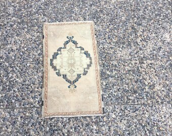 Small Turkish Rug, 2.8x1.5 feet Narrow Runner, Small Vintage Rug, Tiny Rug, Faded Rug, Oushak Rug, Bath Rug, Tribal Turkish Rug