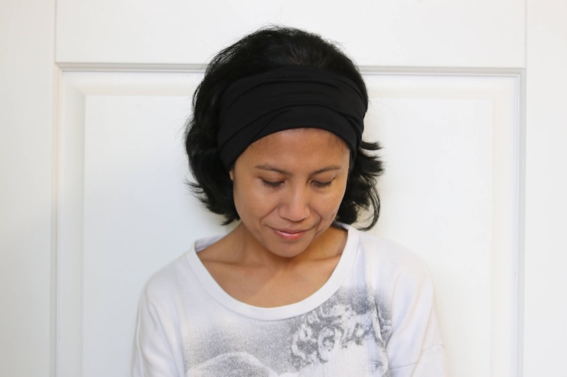 Wide Headband For Women, Black Wide Yoga Headband, Black Yoga Headwrap, Wide Headband Black, Travel Headband afbeelding 4