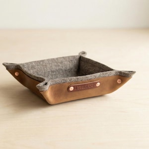 Prezent na 7. rocznicę ślubu z miedzianym wzorem dla męża i żony, wełniana, skórzana taca na drobiazgi z monogramem dla mężczyzny, kobiety i niego, spersonalizowany prezent ze skóry