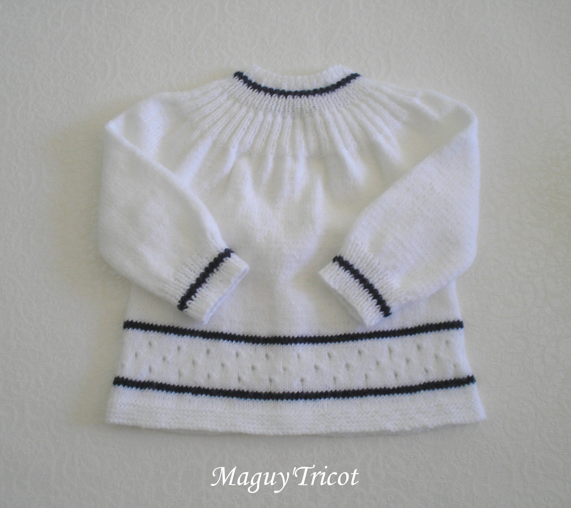 Brassiere Layette Baby White Wool And Navy Birth At 3 Months Etsy