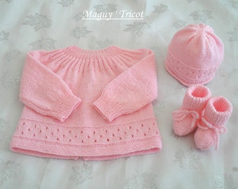 Layette bébé laine rose naissance brassiere Bonnet et bottons ensemble 3 pièces