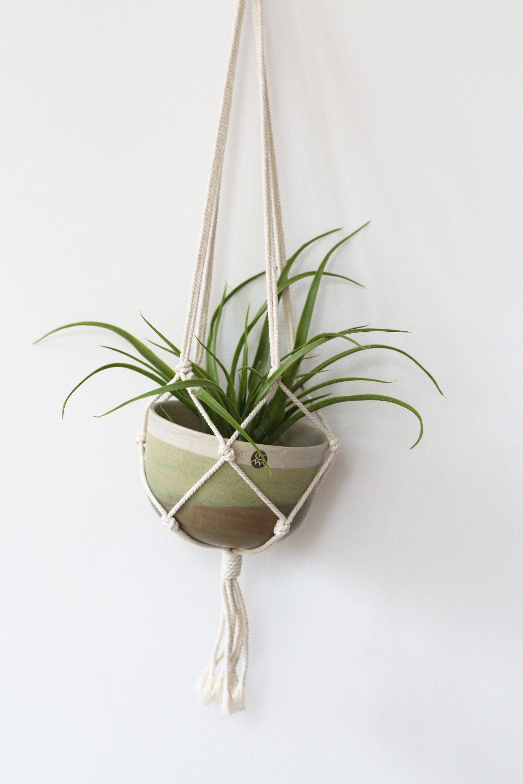 Pot et Sa Suspention - Céramique Artisanale