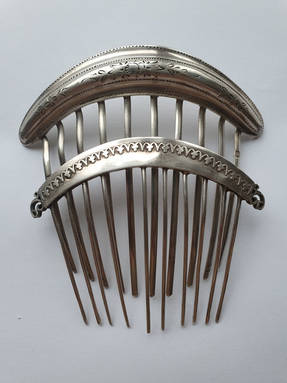 2 old hair combs in solid silver - image 2
