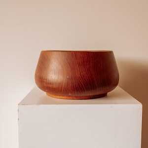 Ensaladera o frutero danés de teca, década de 1970