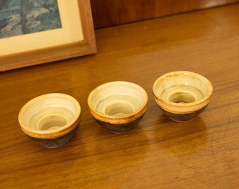 Set of 3 ceramic egg cups