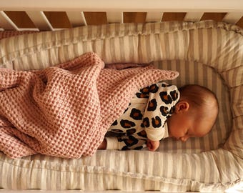 Soft Rose Waffle Baby Blanket, Personalized Baby Girl Gift, Organic Linen Quilt, Boho Nursery Bedding, Newborn Swaddle, Reversible Quilt
