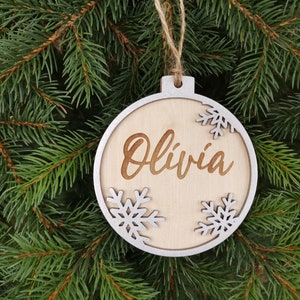 Custom Name Christmas Tree Pendants Perfect Christmas New Year Gifts for Family and Friends, C18 image 3