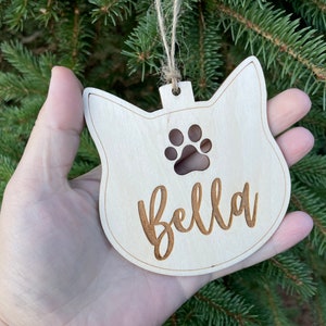 Custom Cat Name Christmas Tree Decor, Laser Cut Cat Name Christmas Bauble, CT4 Style 1