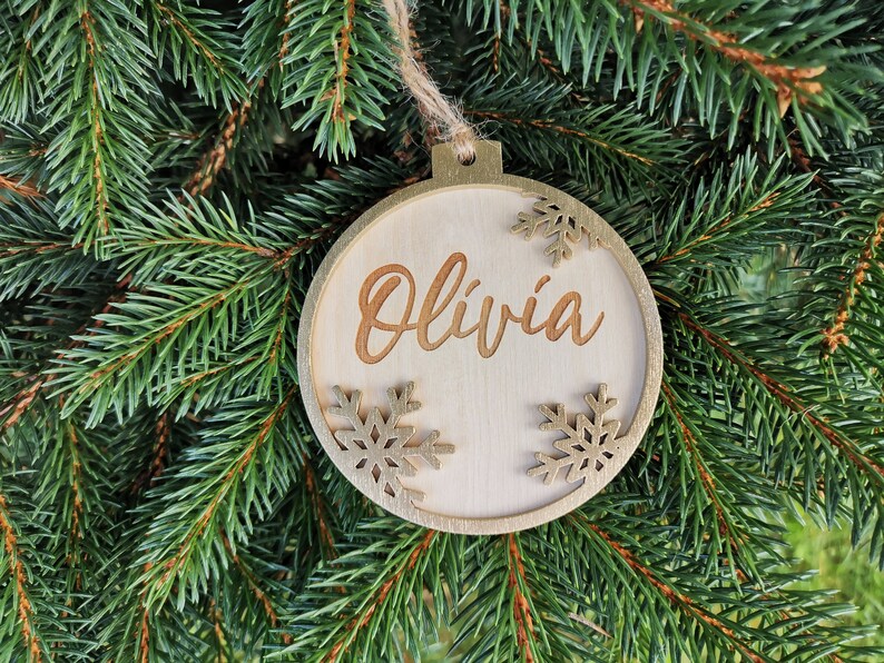 Custom Name Christmas Tree Pendants Perfect Christmas New Year Gifts for Family and Friends, C18 image 6