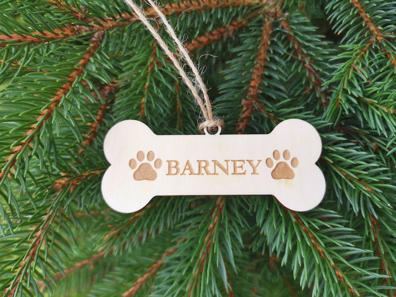 Nom personnalisé Chien Noël Ornement Bone Shape with Paw Print, Dog Custom Christmas Decoration for Pet Lovers, A5 image 3