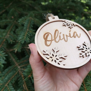 Custom Name Christmas Tree Pendants Perfect Christmas New Year Gifts for Family and Friends, C18 image 4