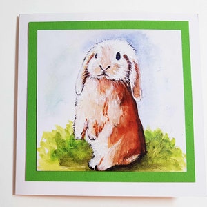 Biglietto d'auguri di Pasqua. Coniglietto in primavera. Biglietto con stampa originale del coniglietto. Biglietto con coniglietto primaverile. Biglietto fatto a mano. Biglietto con coniglietto pasquale. Felice coniglietto pasquale.